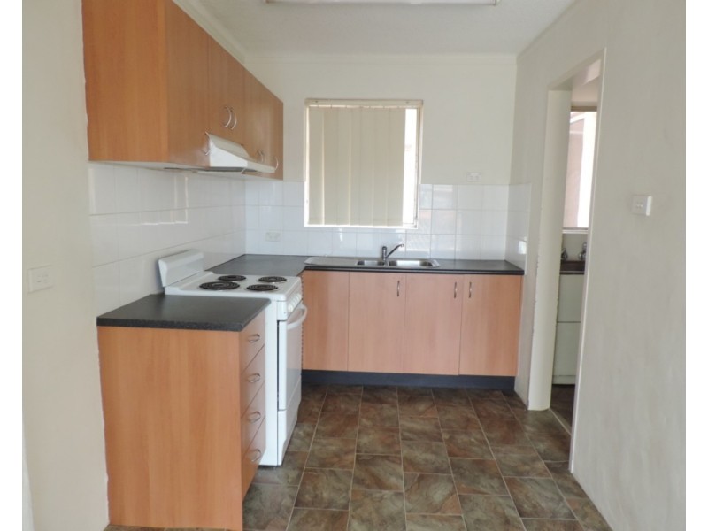 4/2 Albion Street, Goulburn NSW 2580