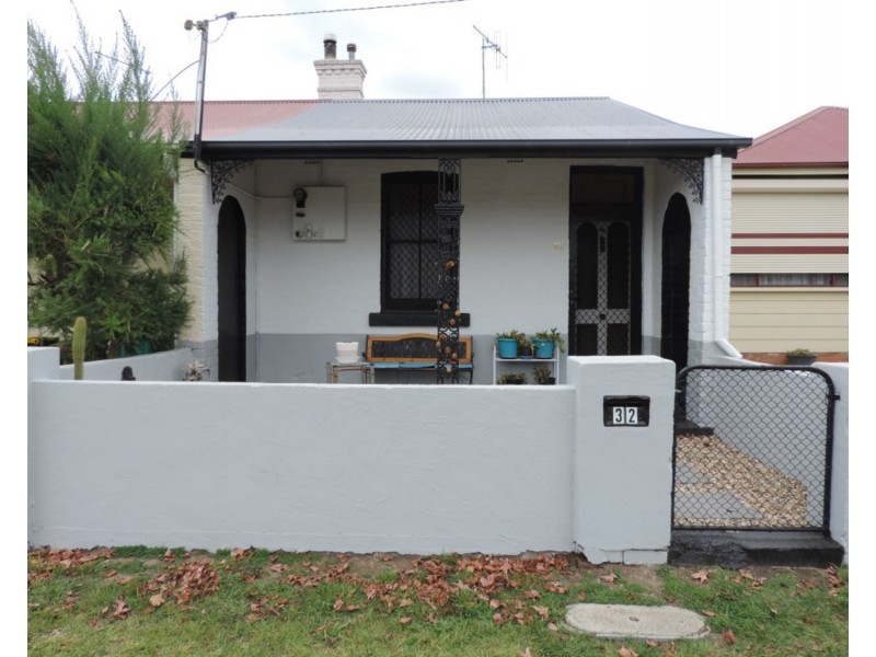 32 Wayo Street, Goulburn NSW 2580
