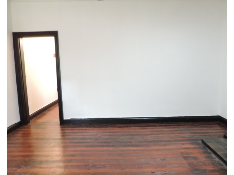 32 Wayo Street, Goulburn NSW 2580