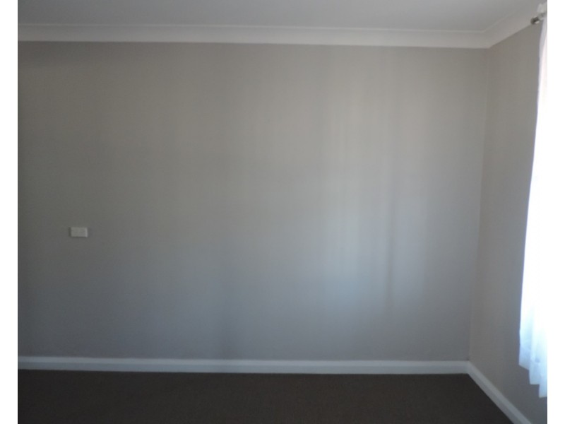 16 Craig Street, Goulburn NSW 2580