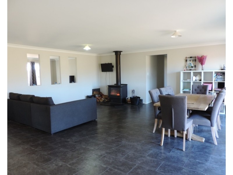 330 Gap Road, Parkesbourne NSW 2580