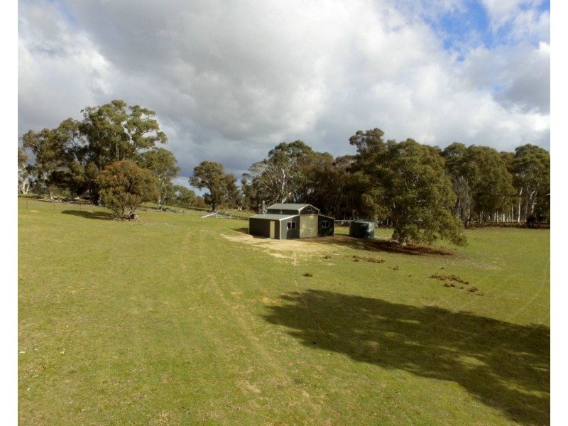 36 Cuddyong Road, Binda NSW 2583