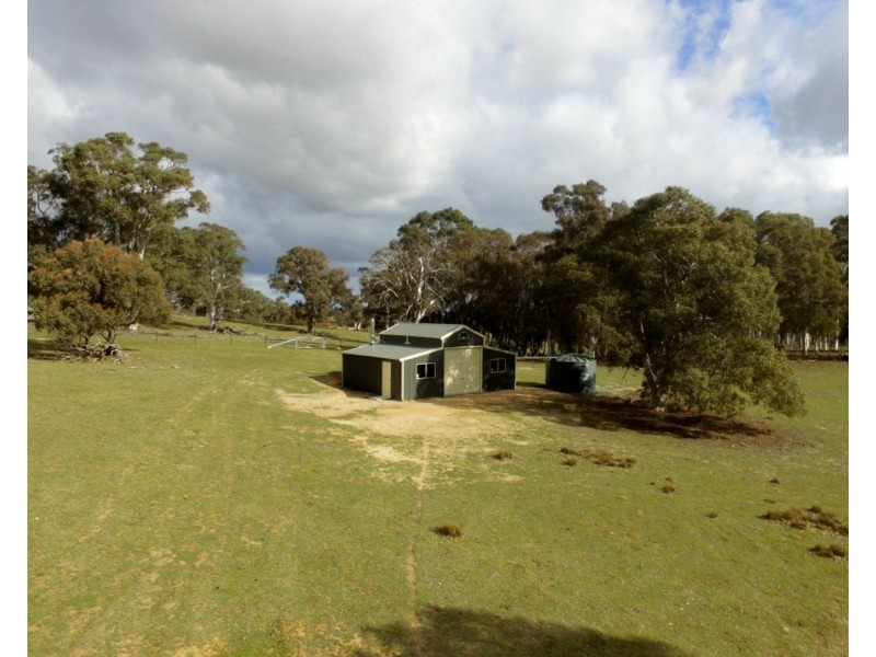 36 Cuddyong Road, Binda NSW 2583
