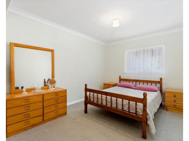 16 Emma Street, Goulburn NSW 2580