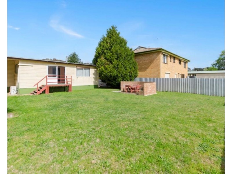 16 Emma Street, Goulburn NSW 2580