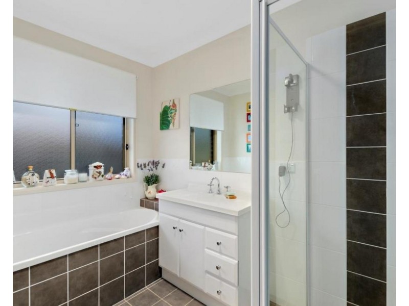 4 George Street, Collector NSW 2581