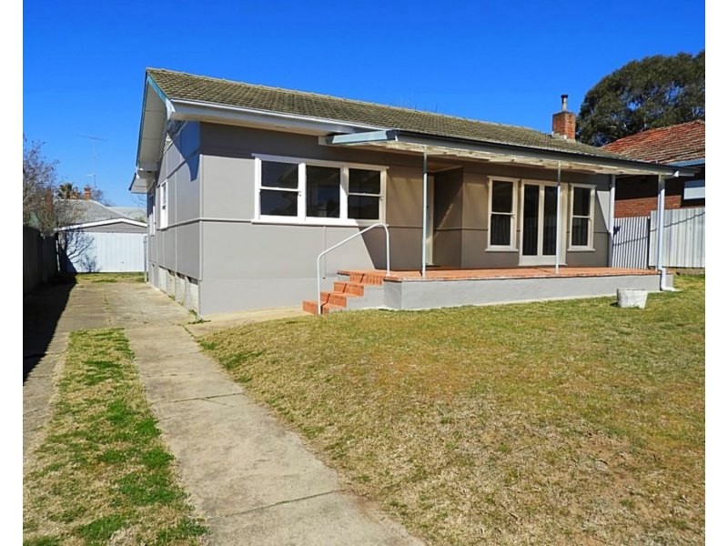 4 Opal Street, Goulburn NSW 2580