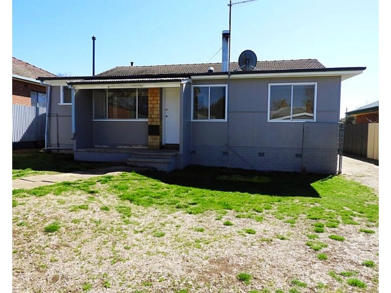 4 Opal Street, Goulburn NSW 2580