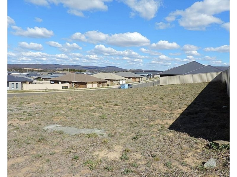 44 Kidd Circuit, Goulburn NSW 2580