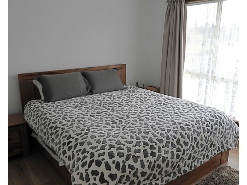 868 Covan Creek Road, Lake Bathurst NSW 2580