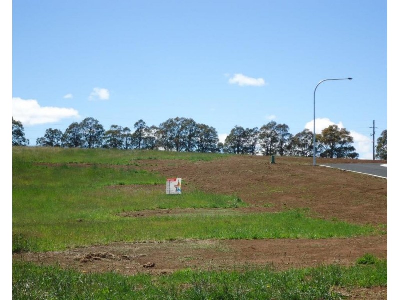 41 Graham Crescent, Crookwell NSW 2583