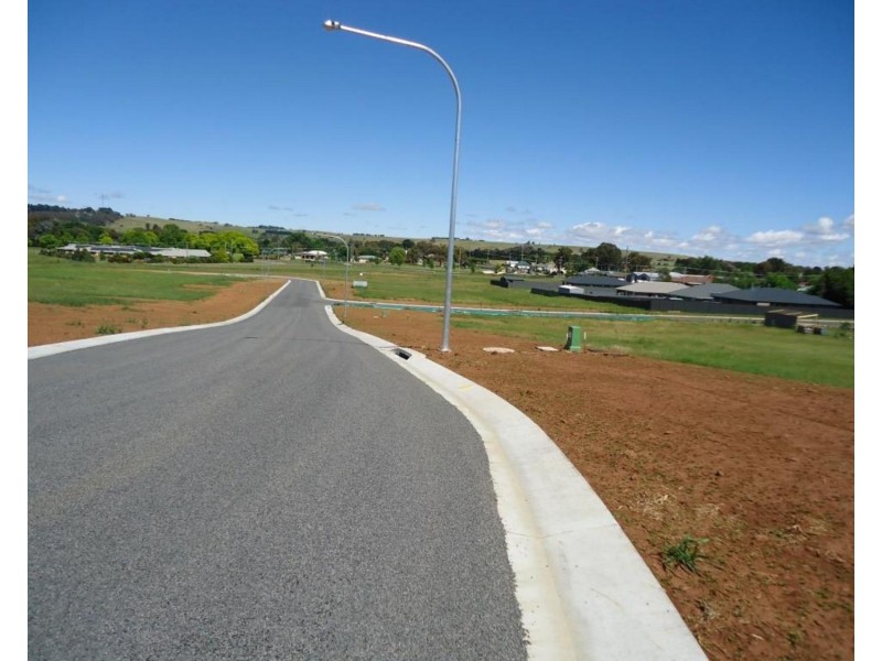 41 Graham Crescent, Crookwell NSW 2583