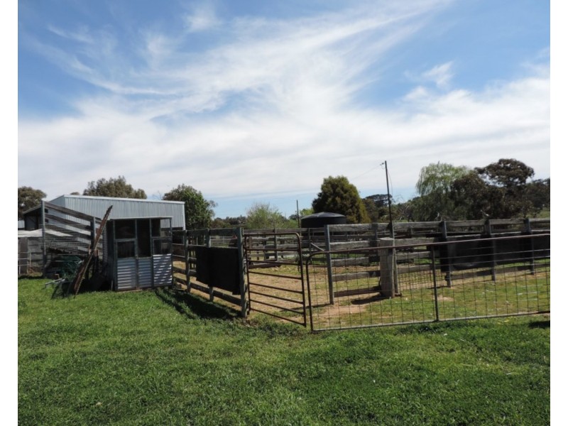 2 Iron Mine Road, Crookwell NSW 2583