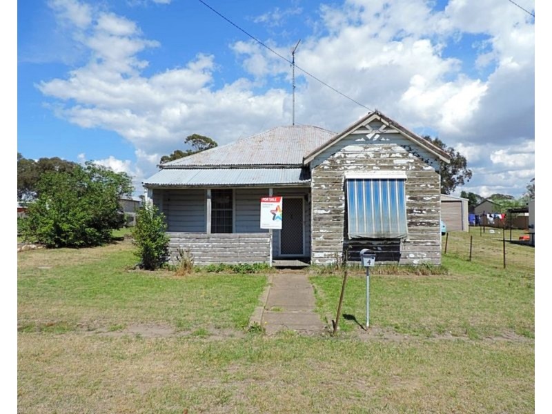 4 Austin Street, Marulan NSW 2579
