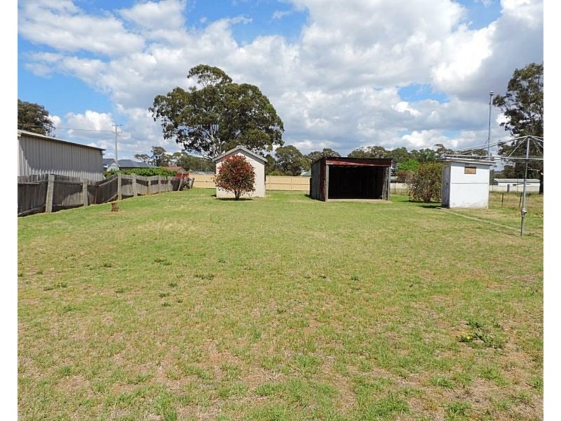 4 Austin Street, Marulan NSW 2579