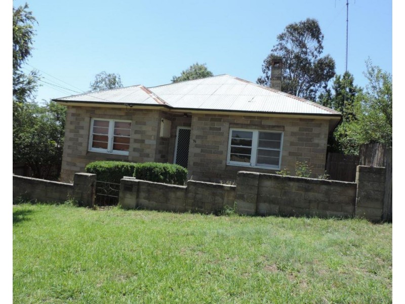 96 Glenelg Street, Goulburn NSW 2580