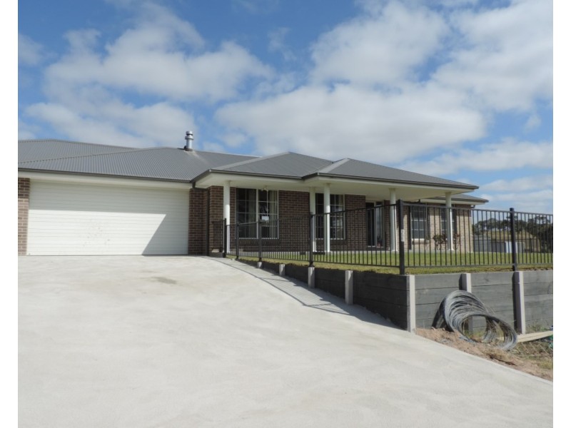 330 Gap Road, Parkesbourne NSW 2580
