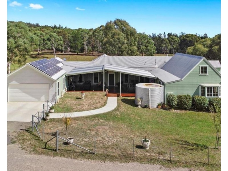 596 Highland Way, Tallong NSW 2579