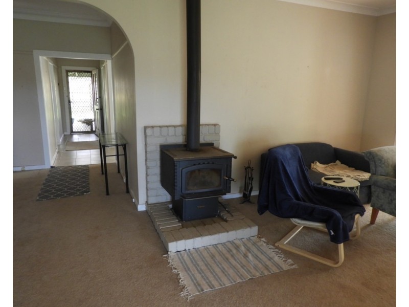 77 Macarthur Street, Taralga NSW 2580