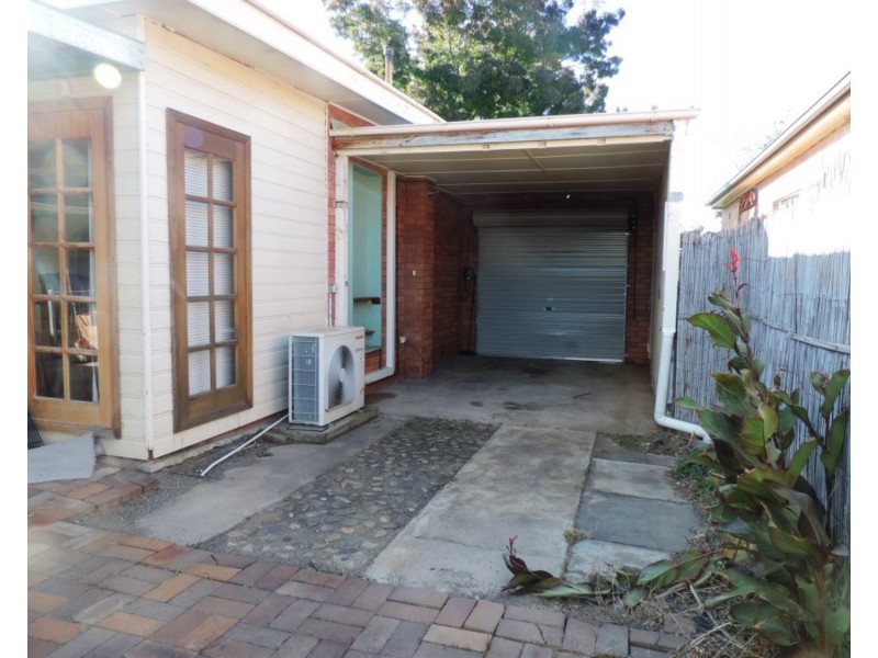 16  Neville Street, Goulburn NSW 2580