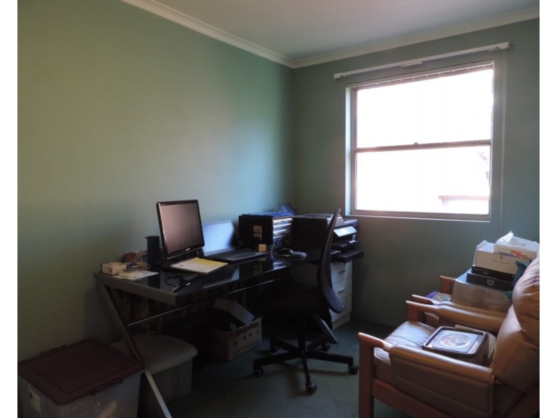 2/33 Ottiwell Street, Goulburn NSW 2580