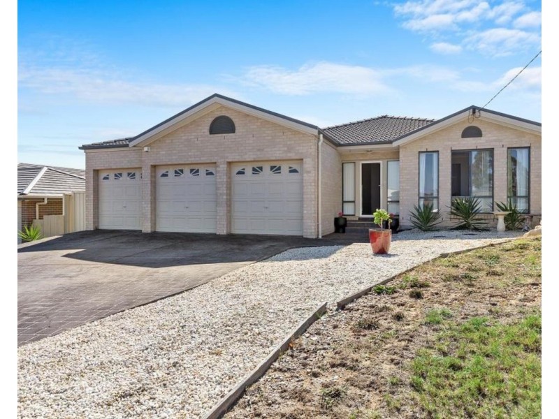 26 Melliodora Drive, Goulburn NSW 2580