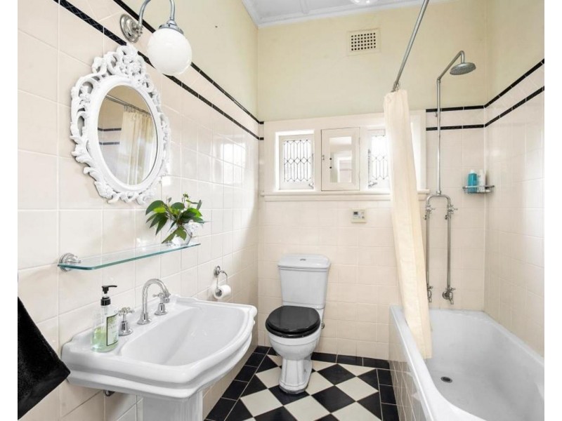 56 Coromandel Street, Goulburn NSW 2580