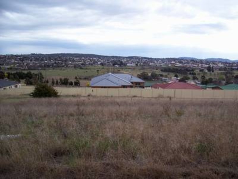 16 Melliodora Drive, Goulburn NSW 2580