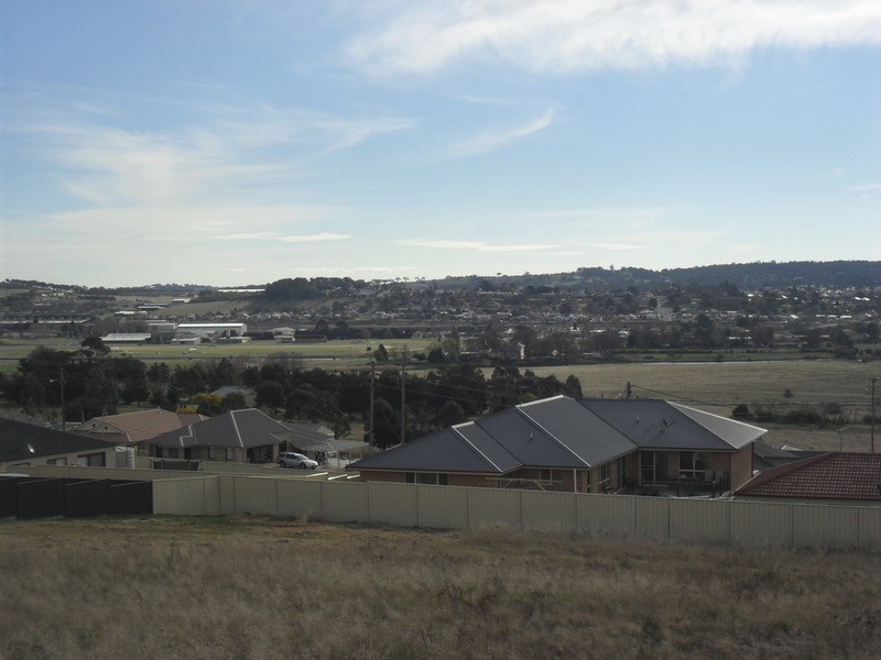 16 Melliodora Drive, Goulburn NSW 2580