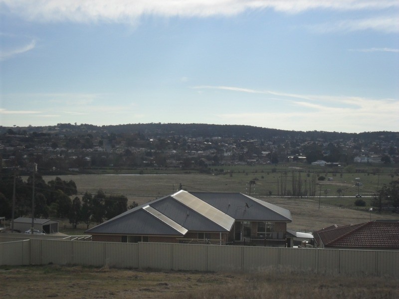 18 Melliodora Drive, Goulburn NSW 2580