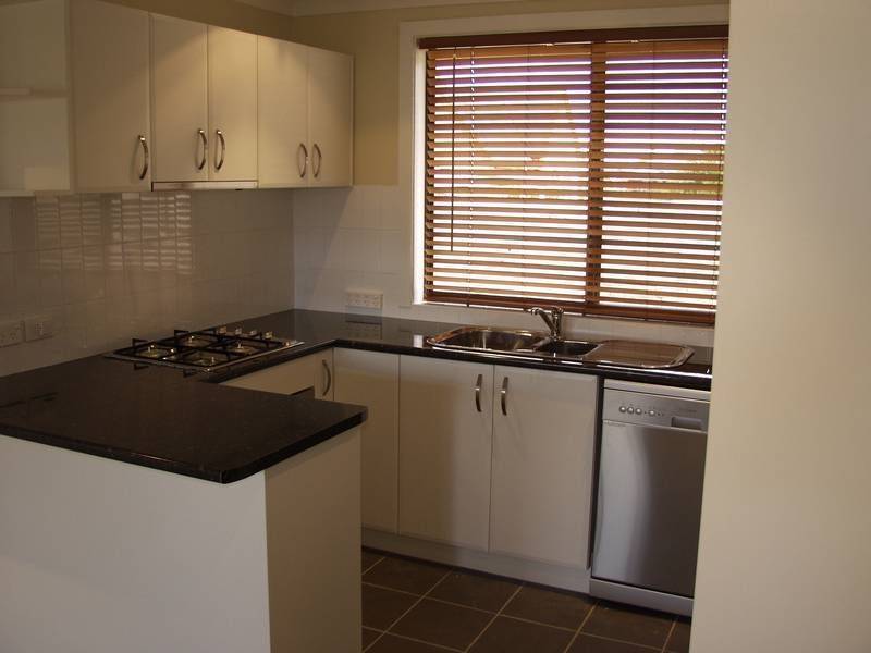 8/8 Cowper Street, Goulburn NSW 2580