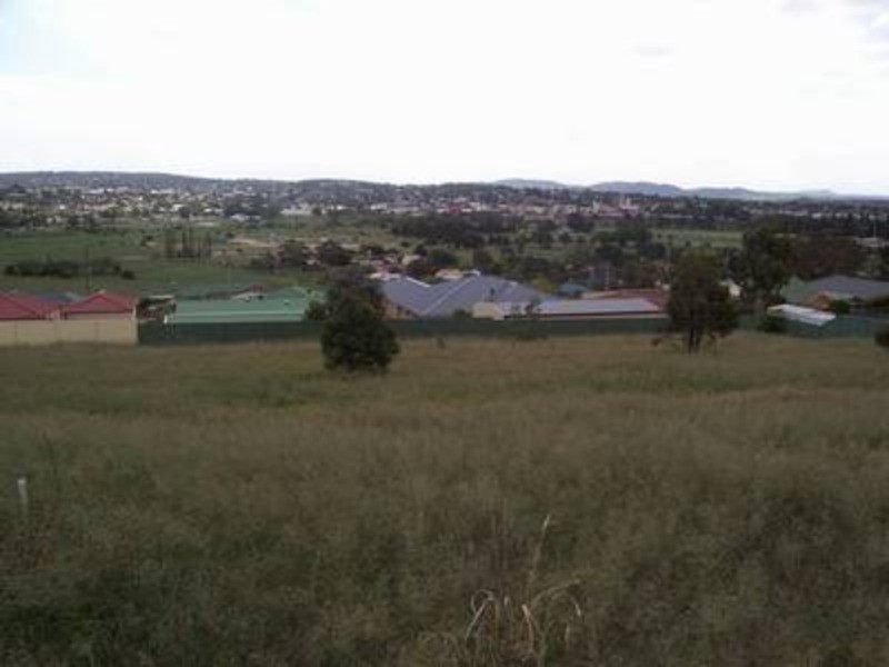 14 Melliodora Drive, Goulburn NSW 2580