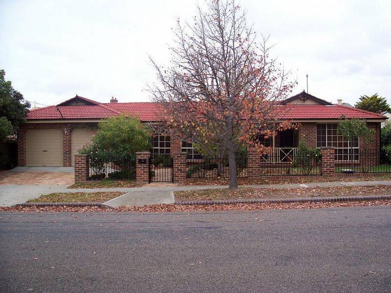 4 Hurst Street, Goulburn NSW 2580