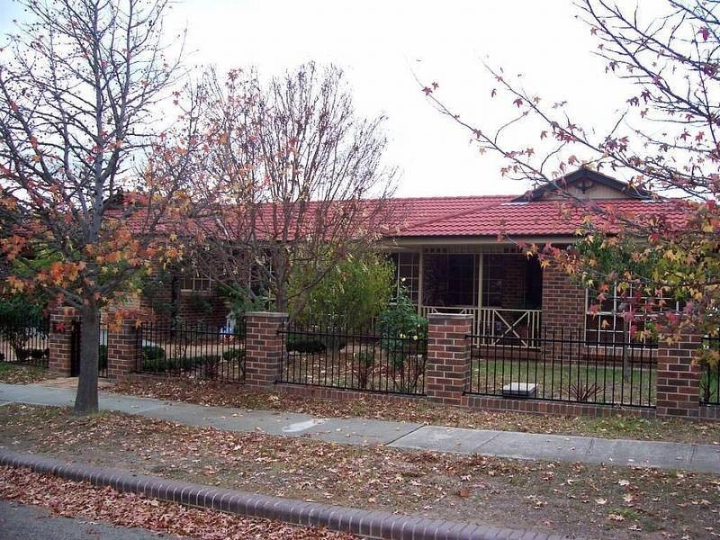4 Hurst Street, Goulburn NSW 2580