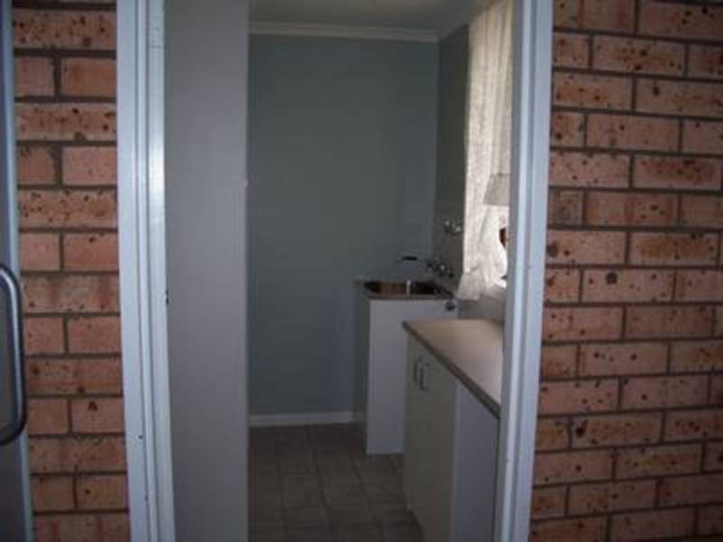 5 Glebe Avenue, Goulburn NSW 2580