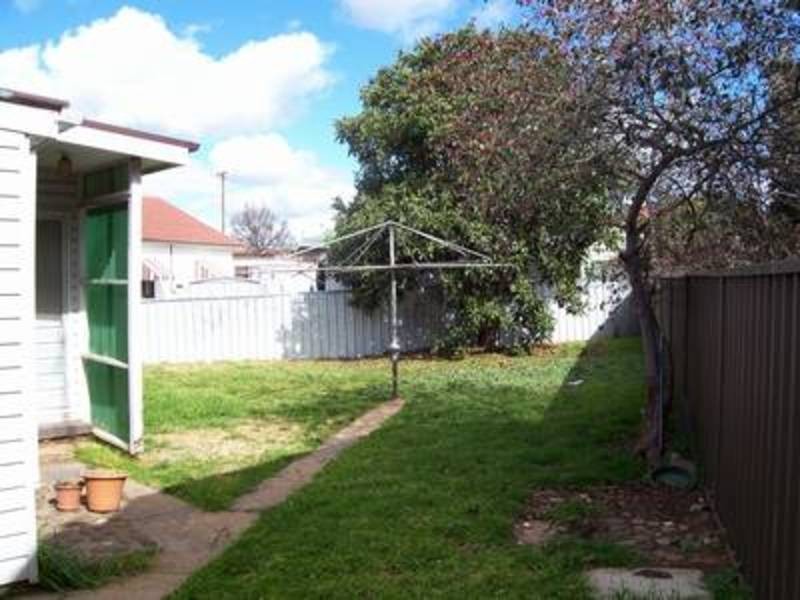 2 Martyr Street, Goulburn NSW 2580