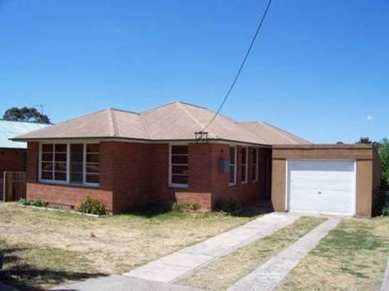 33 Hume Street, Goulburn NSW 2580