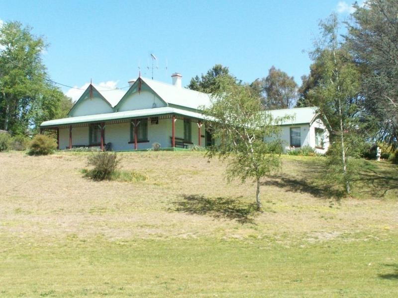 16 Carrington Street, Crookwell NSW 2583