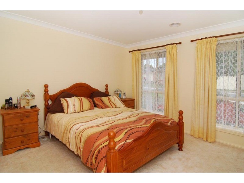 10 Willow Grove Place, Goulburn NSW 2580