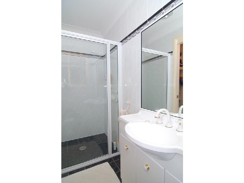 10 Willow Grove Place, Goulburn NSW 2580