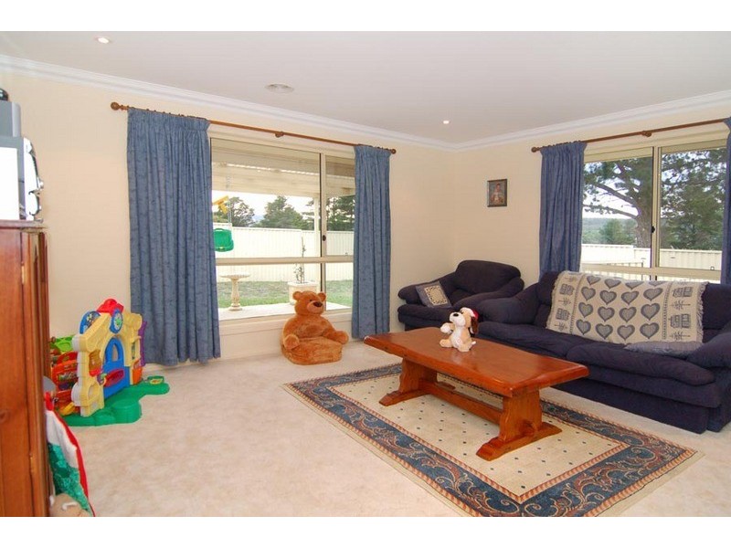 10 Willow Grove Place, Goulburn NSW 2580