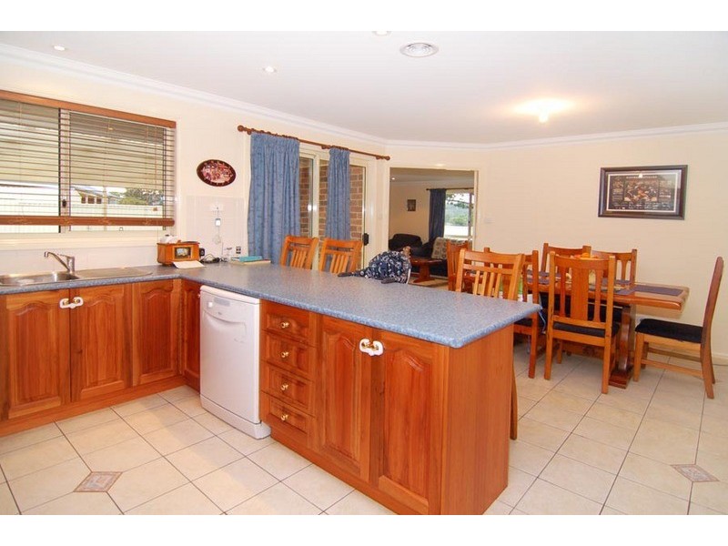 10 Willow Grove Place, Goulburn NSW 2580