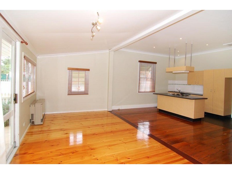 10 George Street, Goulburn NSW 2580