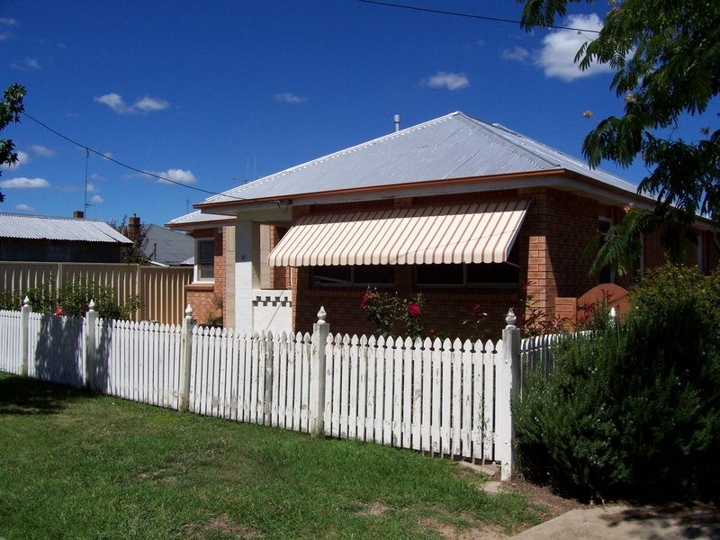 21 Furner Street, Goulburn NSW 2580