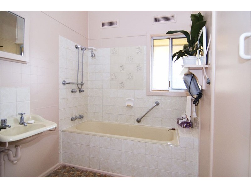 63 Cooper Street, Taralga NSW 2580