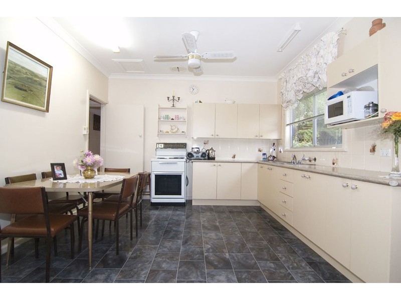 63 Cooper Street, Taralga NSW 2580