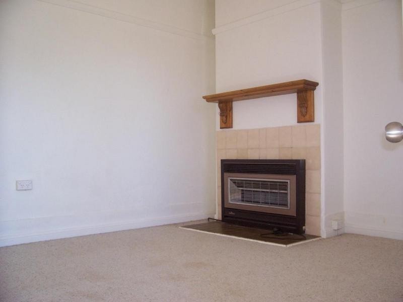 30 John Street, Goulburn NSW 2580