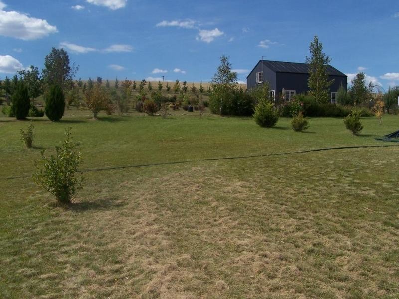 “Claret Ash” Hewitts Lane, Crookwell NSW 2583