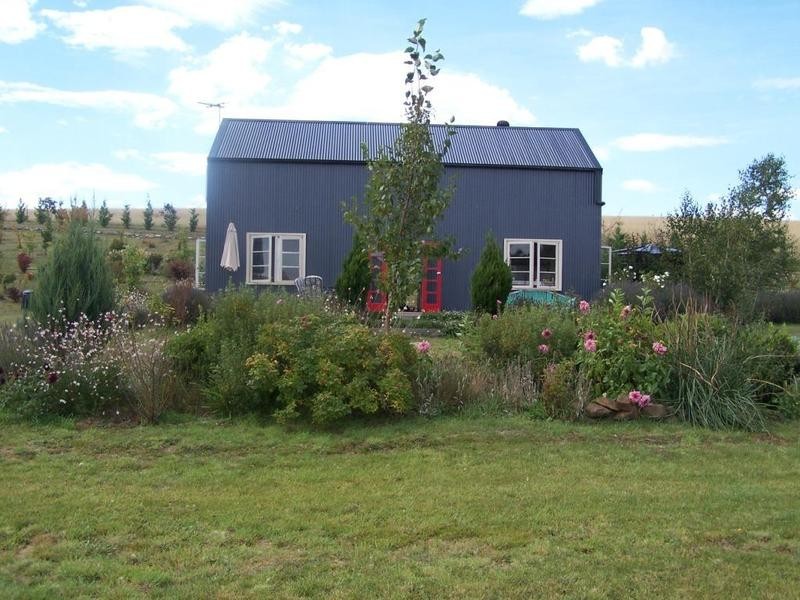 “Claret Ash” Hewitts Lane, Crookwell NSW 2583