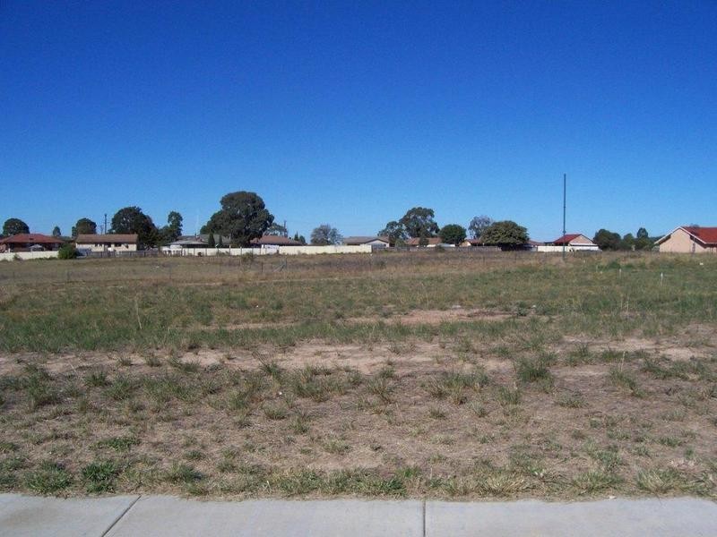 7 McGuire Drive, Goulburn NSW 2580